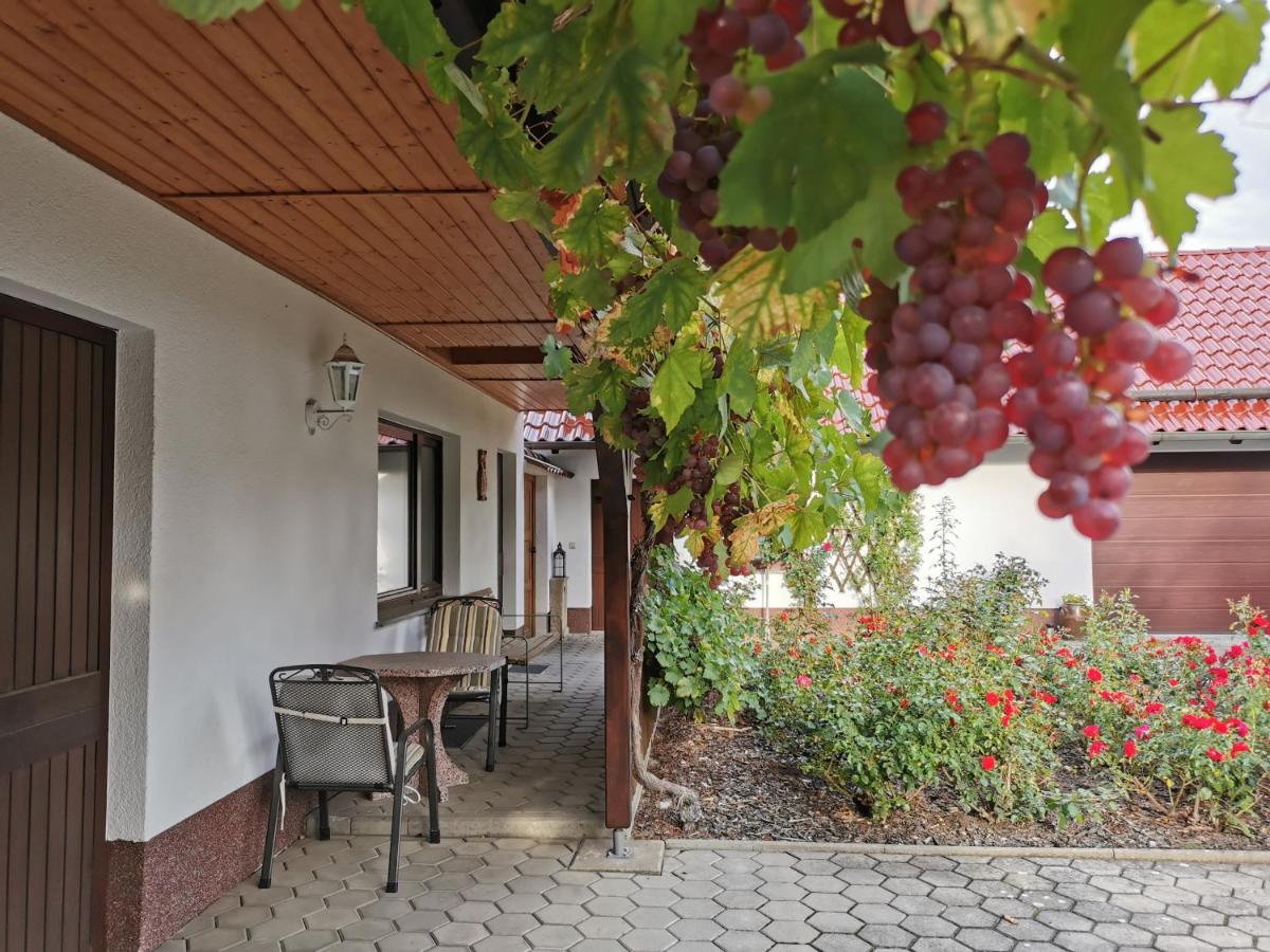 Ferienhaus Rosenhof Glaubitz Luaran gambar